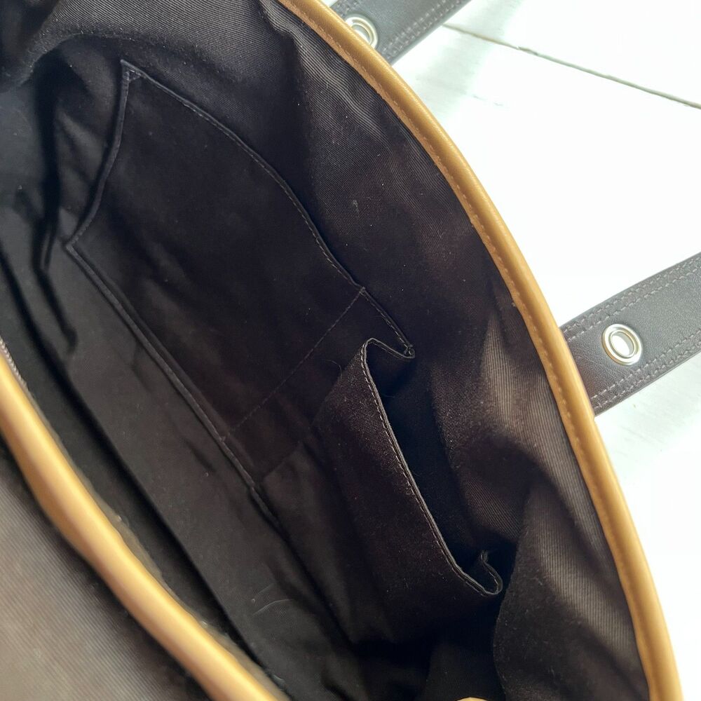 •Vintage• Coach Y2K Soho Hampton Flap F12304 Leather Satchel Bag in British Tan - Picture 9 of 15